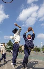 2025 赛季回顾：山本由伸凭借在 2025 赛季展示的稳定压制力，获封“大联盟新王牌”