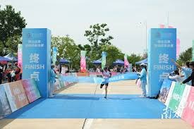 托尼·关恩在退役前表示，他从未想过要超越皮特·罗斯，只想做好自己